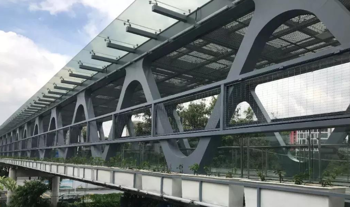 喀什论管桁架结构工程弯管加工防锈处理的方法